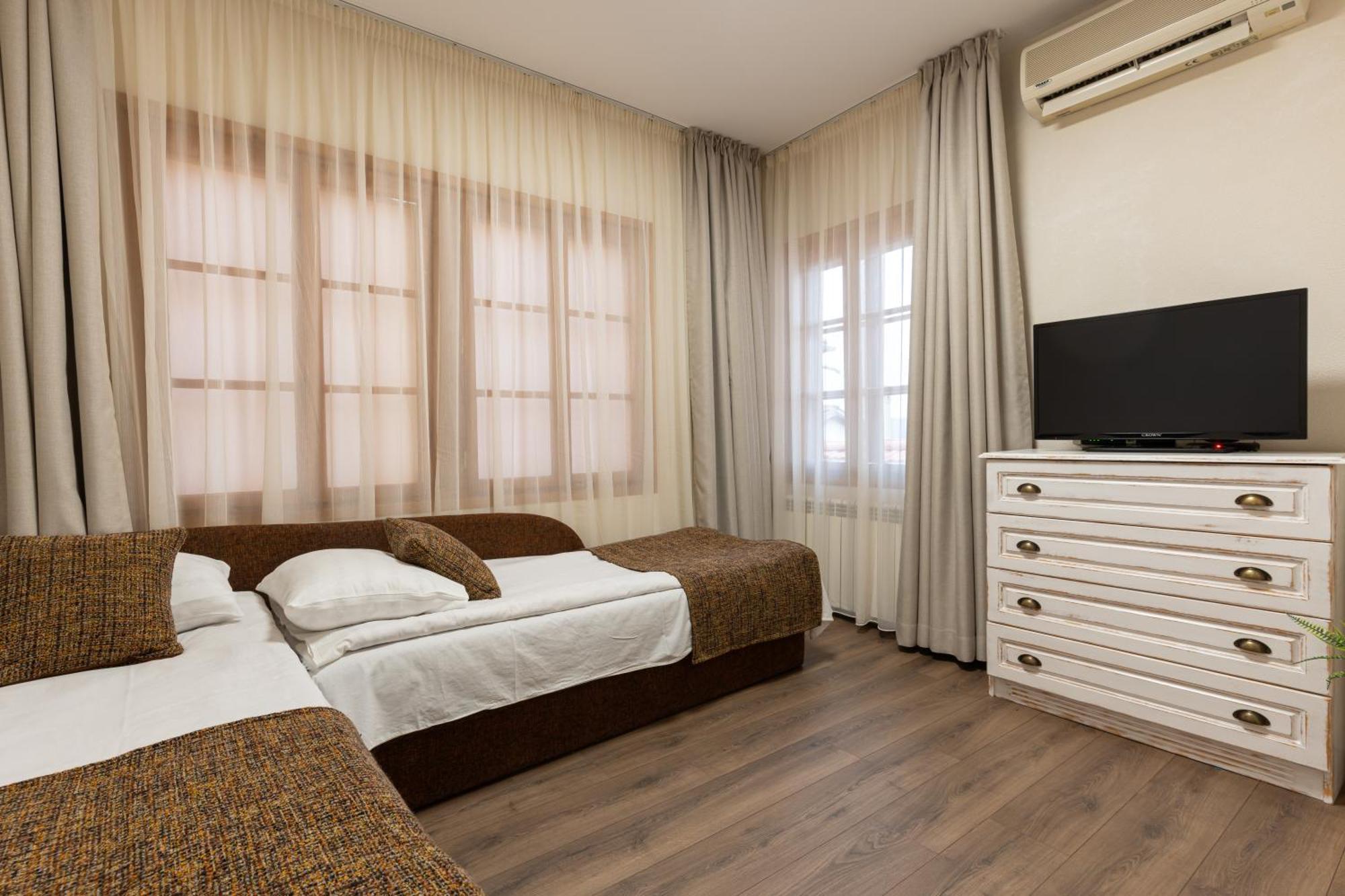 וליקו טורנובו Guest House Divna מראה חיצוני תמונה